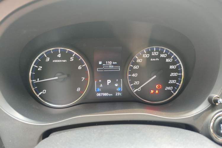 Used Mitsubishi Outlander 2019 2.0L Two-Wheel Drive Comfort Edition 5 Seats China VI Standard Instrument Cluster