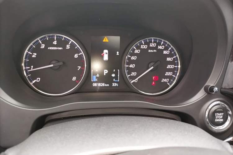 Used Mitsubishi Outlander 2019 2.0L Two-Wheel Drive Comfort Edition 7-Seater China VI Standard Instrument Cluster