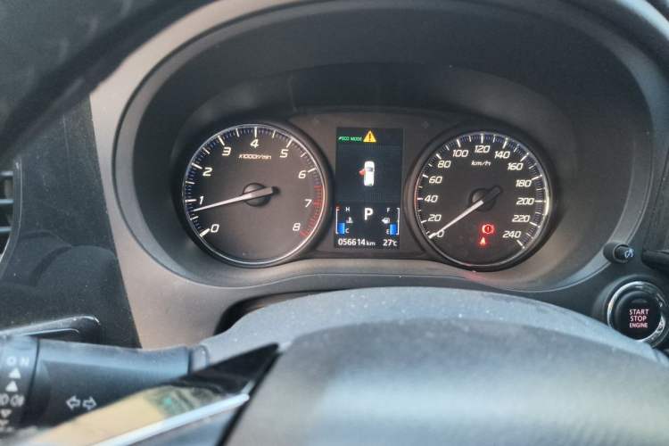Used Mitsubishi Outlander 2019 2.0L Two-Wheel Drive Comfort Edition 5 Seats China V Standard Instrument Cluster