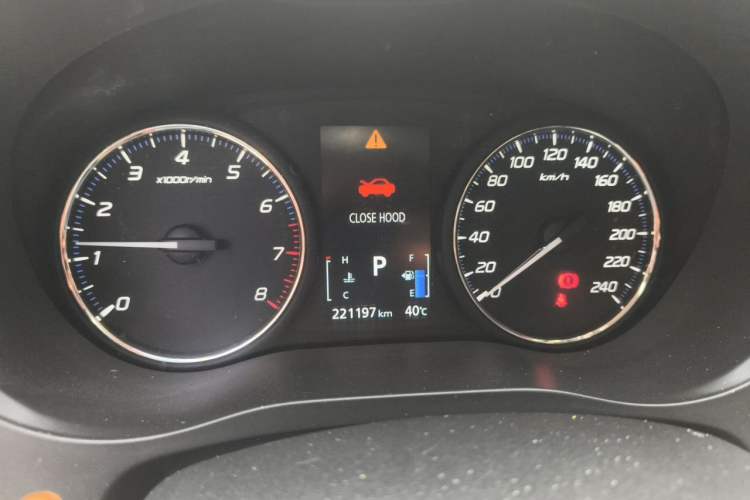 Used Mitsubishi Outlander 2019 2.0L Two-Wheel Drive Comfort Edition 5 Seats China V Standard Instrument Cluster