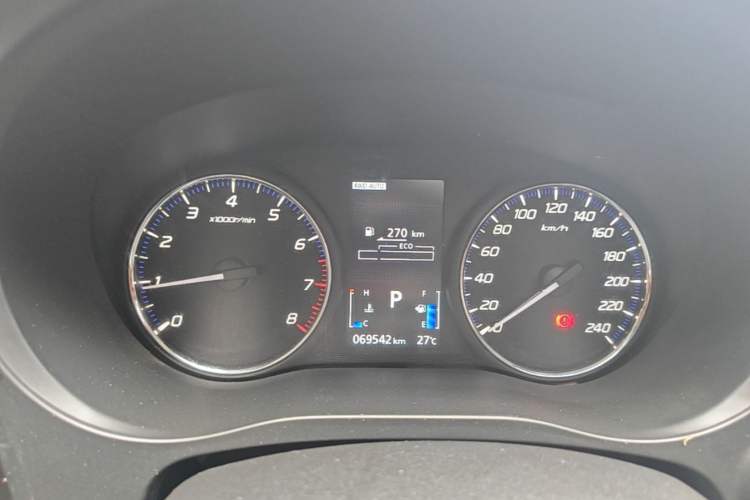 Used Mitsubishi Outlander 2019 2.4L 4x4 Zhi Xiang Edition 5 Seats China VI Standard Instrument Cluster