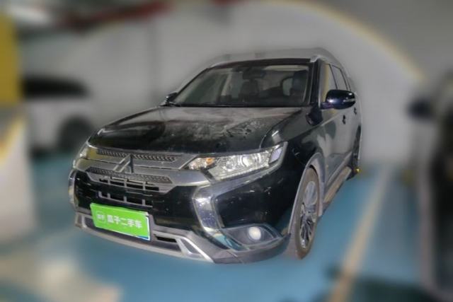 Used Mitsubishi Outlander 2019 2.0L Two-Wheel Drive Comfort Edition 5 Seats China V Emission Standard