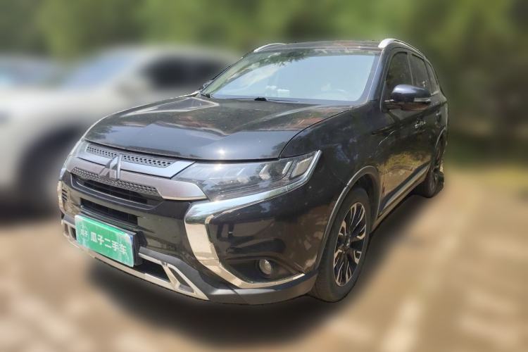 Used Mitsubishi Outlander 2019 2.4L 4x4 Zhi Xiang Edition 5 Seats China V Emission Standard Guazi used car, China used car export, Used car for sale, Used  cars, Cheapest cars for sale