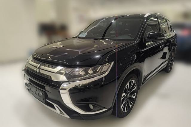 Used Mitsubishi Outlander 2019 2.4L 4x4 Zhi Xiang Edition 7 Seats China VI Standard