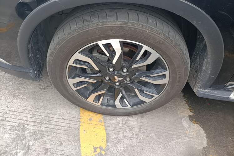 Used Mitsubishi Outlander 2019 2.0L Two-Wheel Drive Comfort Edition 7-Seater China VI Standard Left Front Wheel Hub