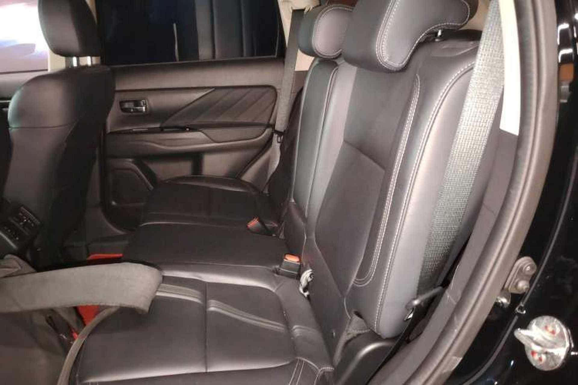 Used Mitsubishi Outlander 2019 2.0L Two-Wheel Drive Comfort Edition 5 Seats China VI Standard Left Rear Seat
