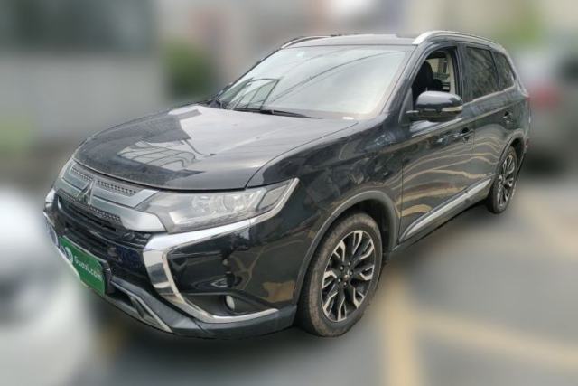 Mitsubishi Outlander 2019 2.0L Two-Wheel Drive Comfort Edition 5 Seats China VI Standard с пробегом