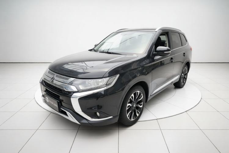 Używany Mitsubishi Outlander 2019 2.0L Two-Wheel Drive Comfort Edition 5 Seats China VI Standard Guazi used car, China used car export, Used car for sale, Used  cars, Cheapest cars for sale