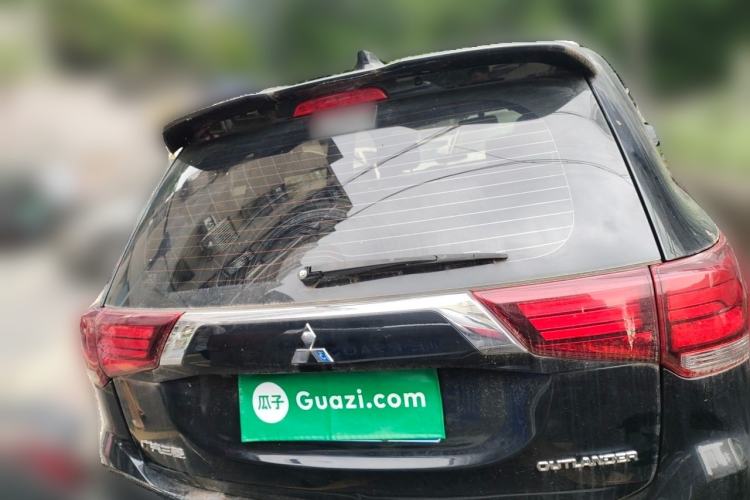 Used Mitsubishi Outlander 2019 2.0L Two-Wheel Drive Comfort Edition 5 Seats China VI Standard Rear