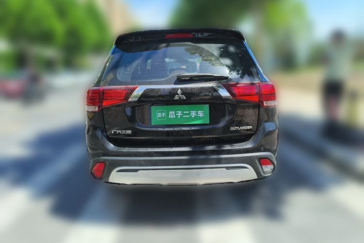 Used Mitsubishi Outlander 2019 2.0L Two-Wheel Drive Comfort Edition 5 Seats China V Standard Rear