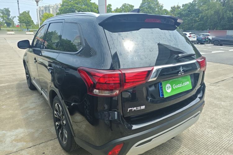 Used Mitsubishi Outlander 2019 2.0L Two-Wheel Drive Comfort Edition 5 Seats China VI Standard Rear Left 45 Deg