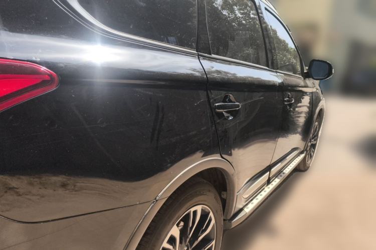 Used Mitsubishi Outlander 2019 2.0L Two-Wheel Drive Comfort Edition 5 Seats China V Standard Rear Right 45 Deg