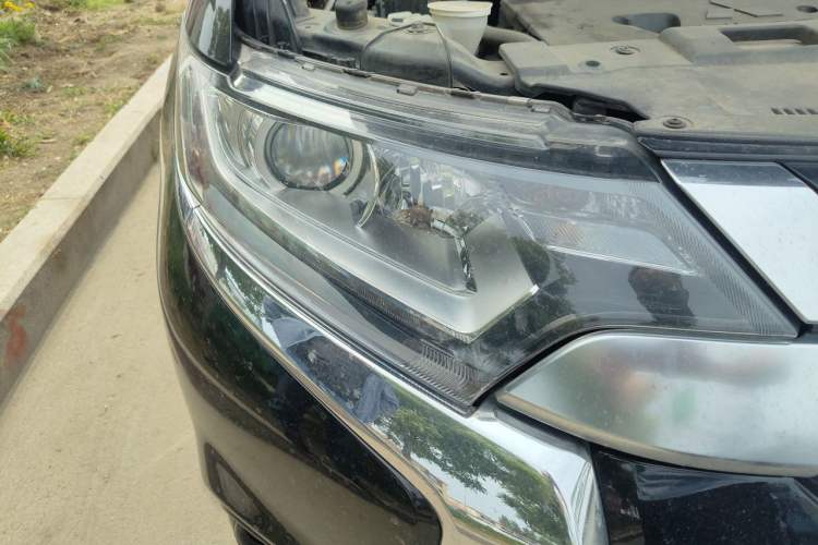Used Mitsubishi Outlander 2019 2.0L Two-Wheel Drive Comfort Edition 5 Seats China VI Standard Right Front Headlight