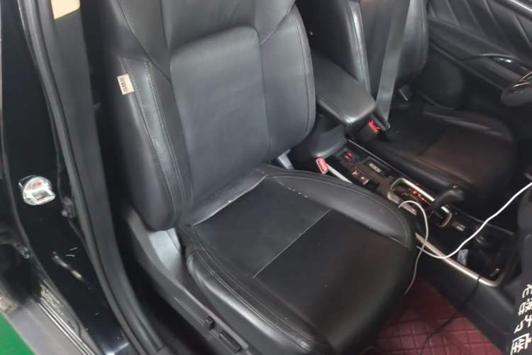 Used Mitsubishi Outlander 2019 2.0L Two-Wheel Drive Comfort Edition 5 Seats China VI Standard Right Front Seat