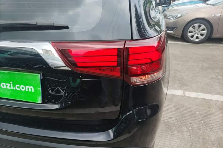 Used Mitsubishi Outlander 2019 2.0L Two-Wheel Drive Comfort Edition 5 Seats China VI Standard Right Rear Taillight
