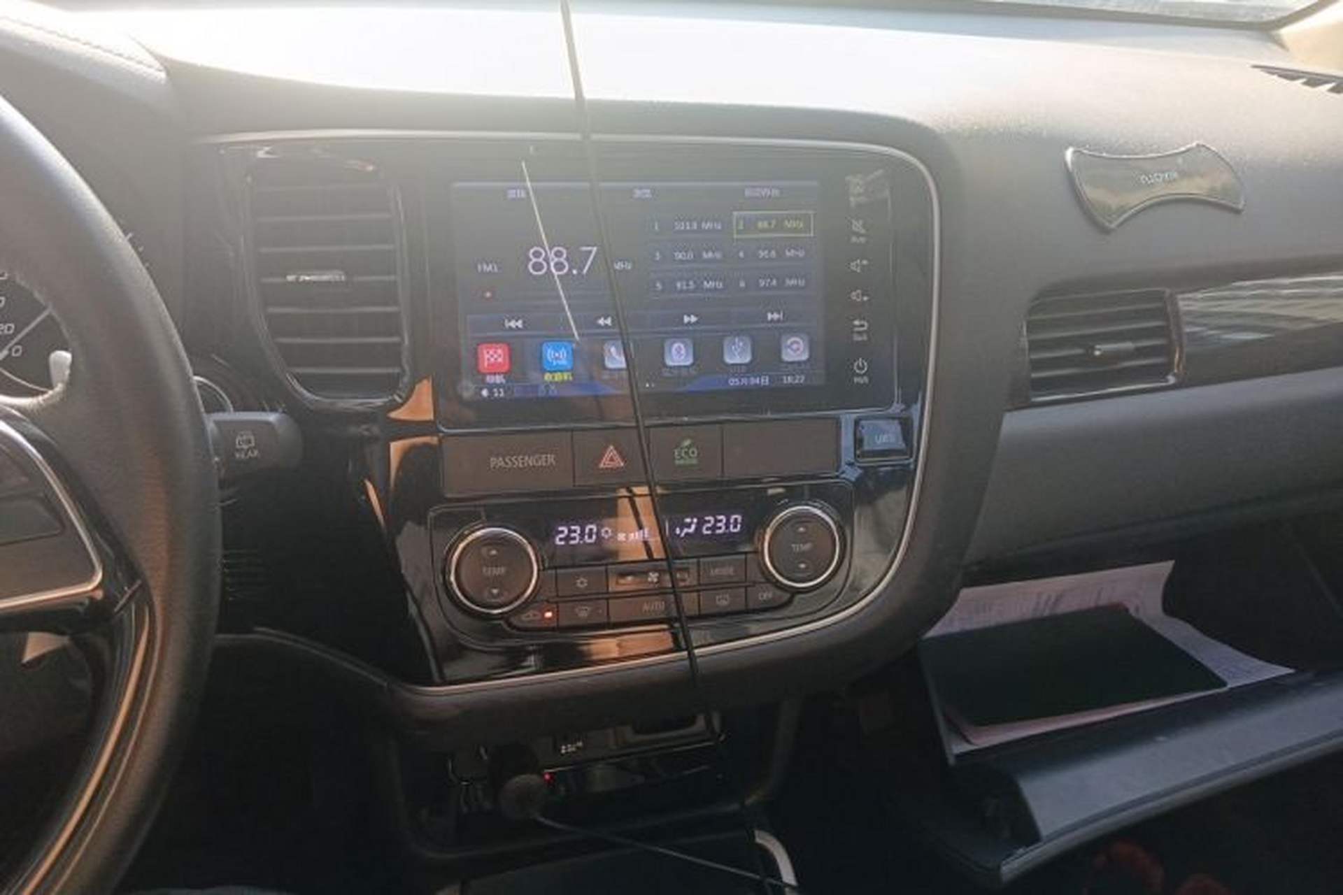 Used Mitsubishi Outlander 2019 2.4L 4x4 Zhi Xiang Edition 5 Seats China V Emission Standard Audio And AC Panel