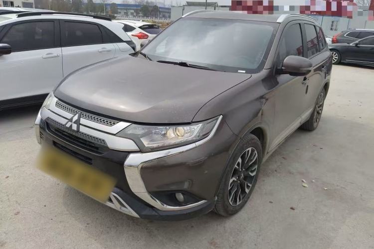 Used Mitsubishi Outlander 2019 2.0L Two-Wheel Drive Comfort Edition 5 Seats China VI Standard Exterior 1