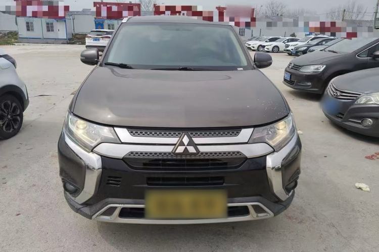 Used Mitsubishi Outlander 2019 2.0L Two-Wheel Drive Comfort Edition 5 Seats China VI Standard Exterior 2