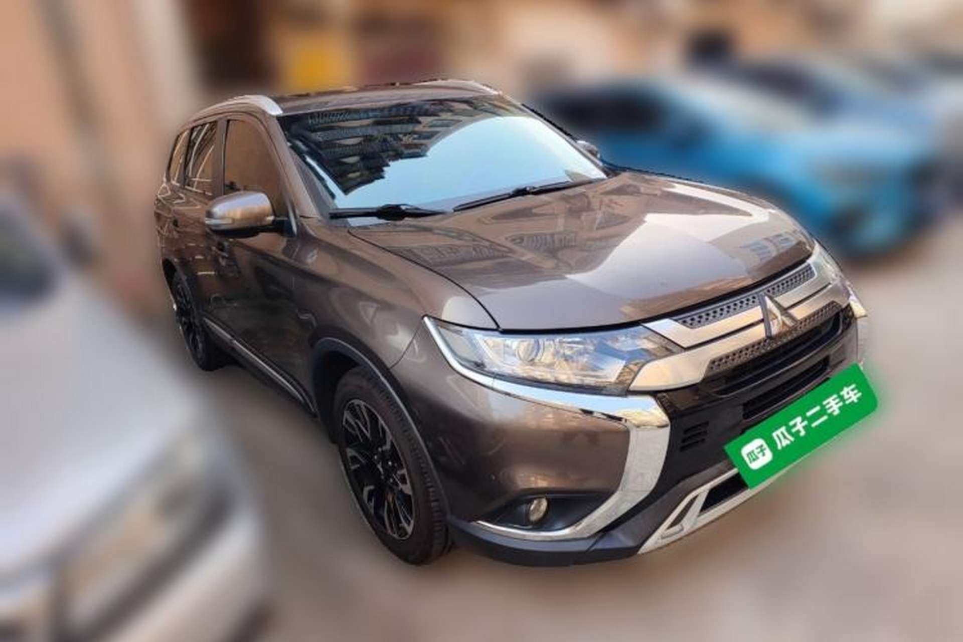 Used Mitsubishi Outlander 2019 2.0L Two-Wheel Drive Comfort Edition 5 Seats China VI Standard Front Right 45 Deg