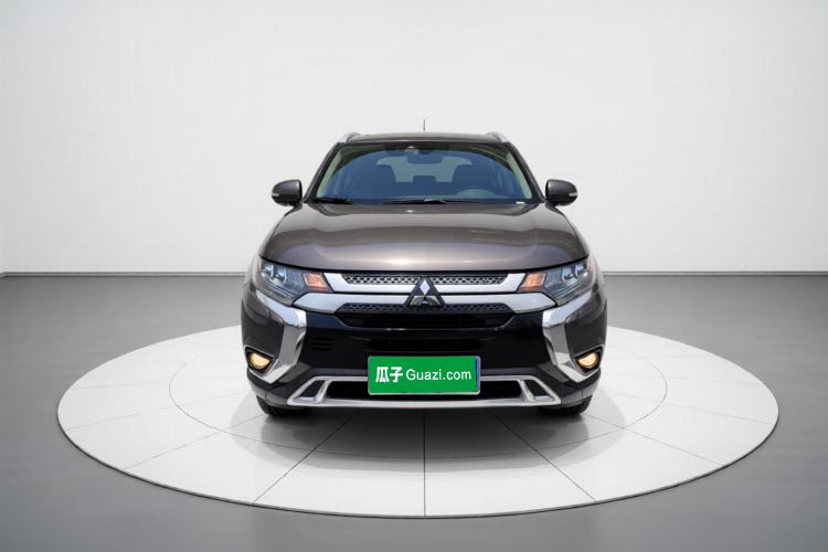 Used Mitsubishi Outlander 2019 2.4L Four-Wheel Drive Flagship Version 7 Seats China V Emission Standard Front