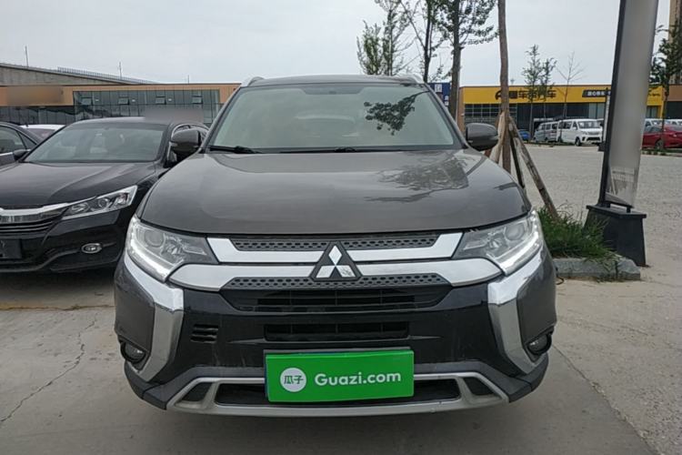 Used Mitsubishi Outlander 2019 2.0L Two-Wheel Drive Comfort Edition 5 Seats China V Standard Front