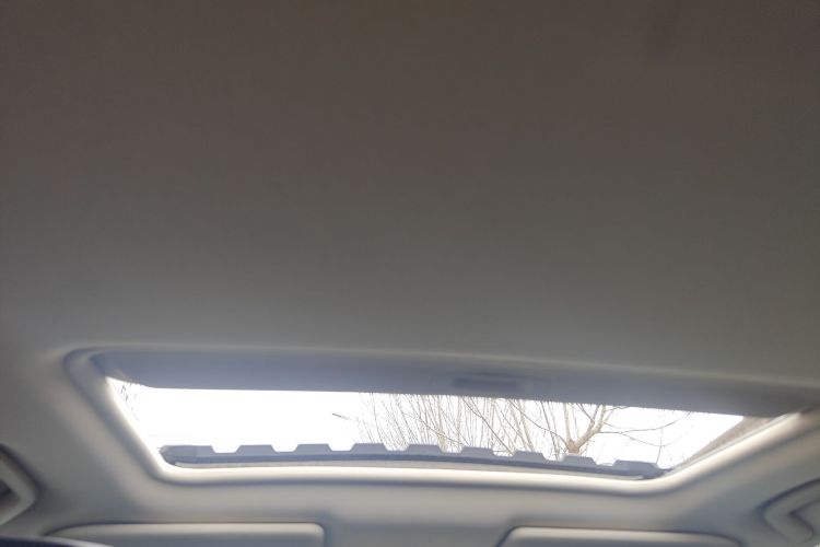 Used Mitsubishi Outlander 2019 2.4L 4x4 Zhi Xiang Edition 7 Seats China V Emission Standard Headliner