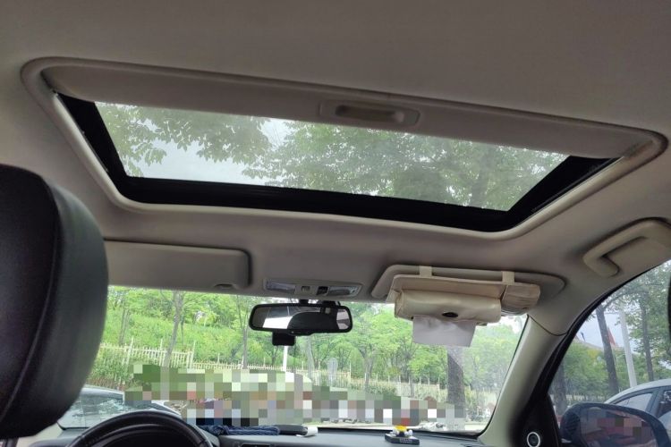 Used Mitsubishi Outlander 2019 2.4L 4x4 Zhi Xiang Edition 7 Seats China VI Standard Headliner