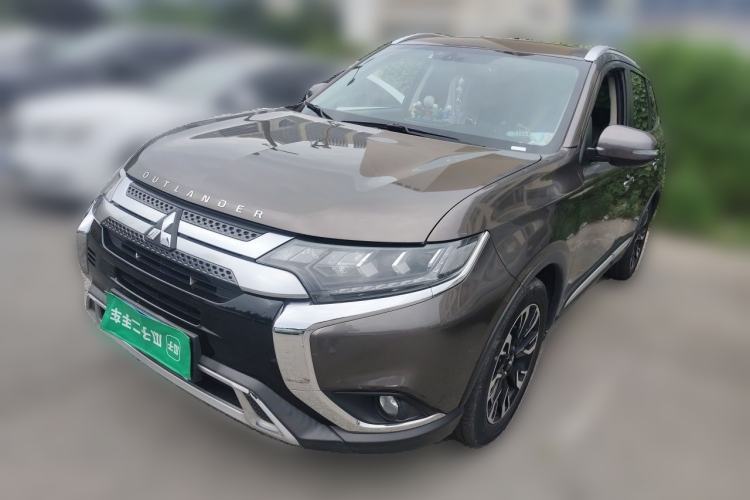 Used Mitsubishi Outlander 2019 2.4L 4x4 Zhi Xiang Edition 5 Seats China VI Standard Guazi used car, China used car export, Used car for sale, Used  cars, Cheapest cars for sale