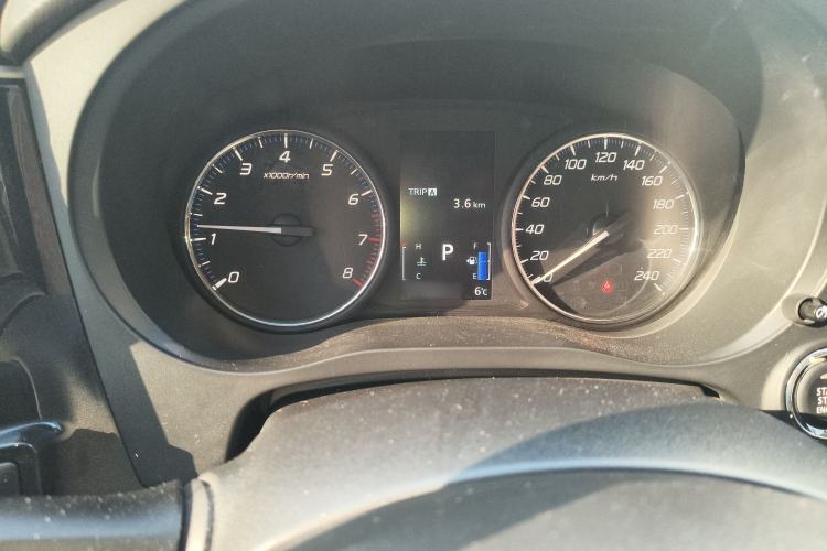 Used Mitsubishi Outlander 2019 2.0L Two-Wheel Drive Comfort Edition 5 Seats China V Standard Instrument Cluster