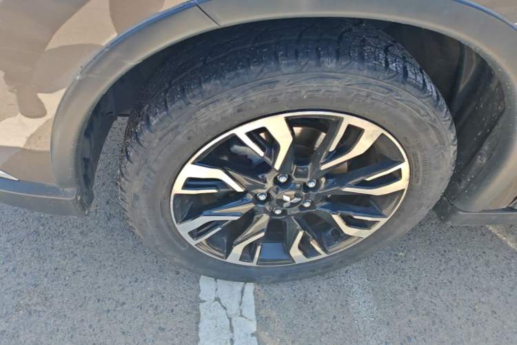 Used Mitsubishi Outlander 2019 2.4L Four-Wheel Drive Flagship Version 7 Seats China V Emission Standard Left Front Wheel Hub