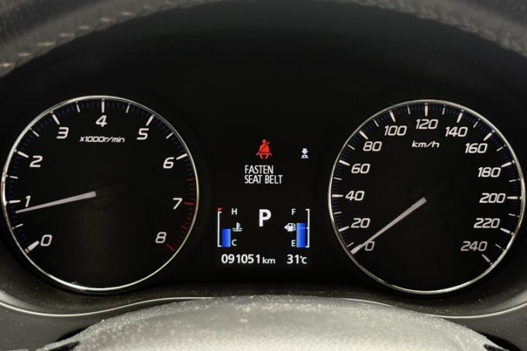 Used Mitsubishi Outlander 2019 2.0L Two-Wheel Drive Comfort Edition 5 Seats China V Standard Odometer Close Up