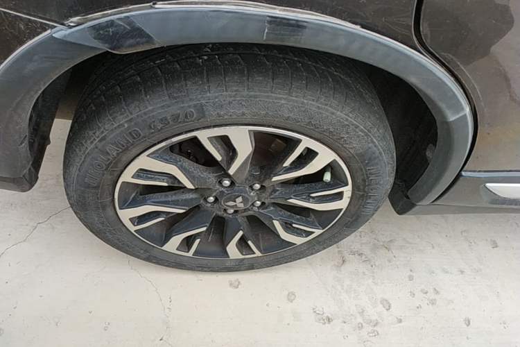 Used Mitsubishi Outlander 2019 2.0L Two-Wheel Drive Comfort Edition 5 Seats China V Standard Right Rear Wheel Hub