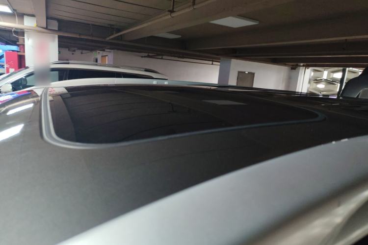 Used Mitsubishi Outlander 2019 2.4L 4x4 Zhi Xiang Edition 7 Seats China V Emission Standard Roof