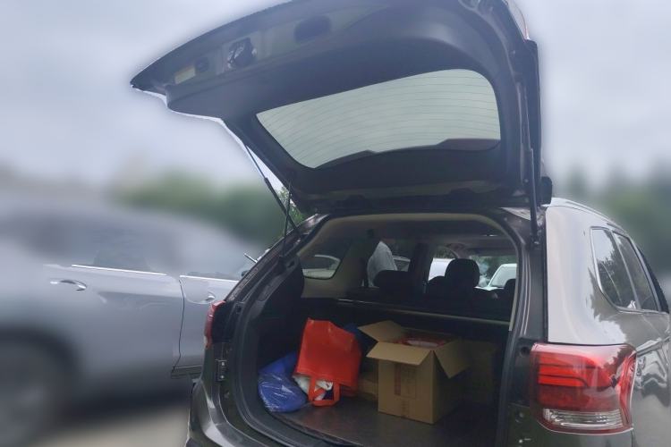 Used Mitsubishi Outlander 2019 2.4L 4x4 Zhi Xiang Edition 5 Seats China VI Standard Trunk