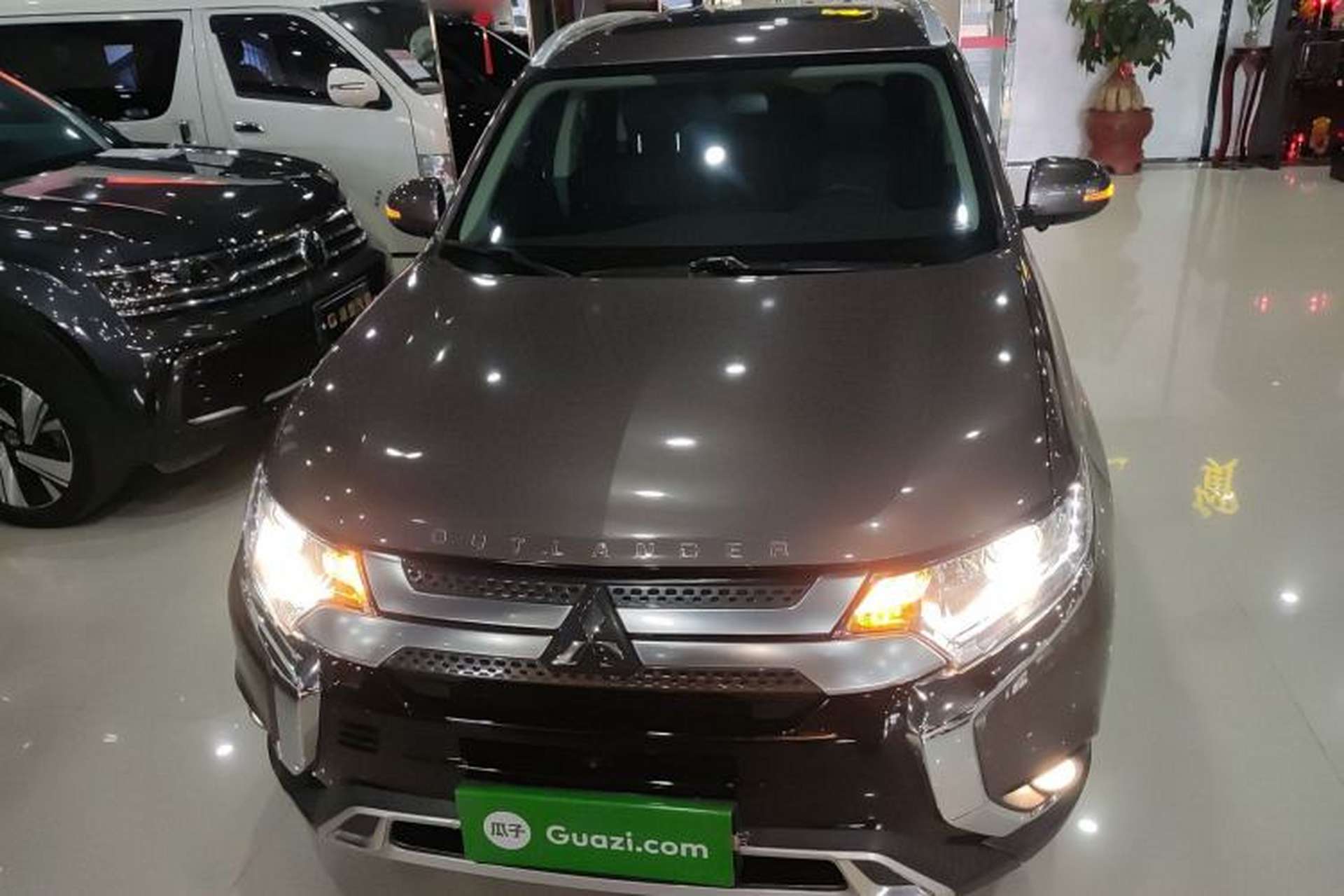 Used Mitsubishi Outlander 2019 2.0L Two-Wheel Drive Comfort Edition 5 Seats China VI Standard Exterior 1