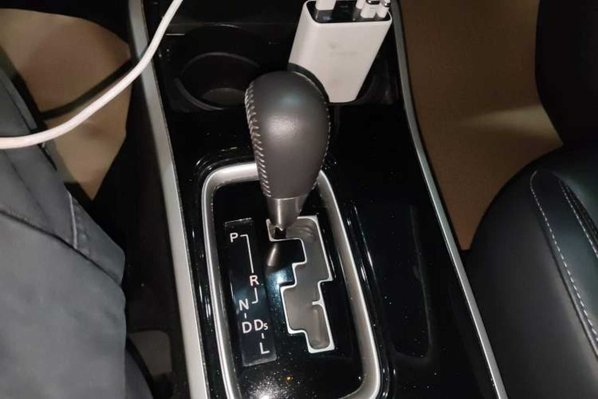 Used Mitsubishi Outlander 2019 2.0L Two-Wheel Drive Comfort Edition 5 Seats China VI Standard Gear Lever