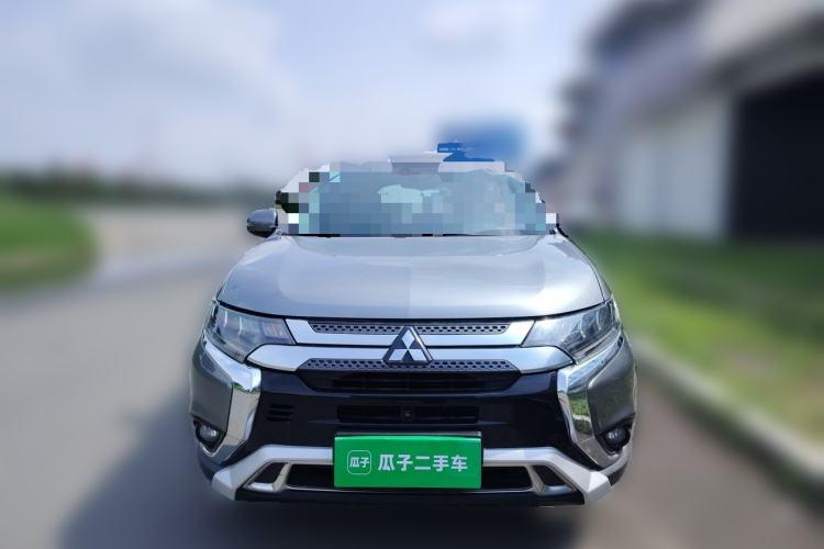 Used Mitsubishi Outlander 2019 2.4L 4x4 Zhi Xiang Edition 5 Seats China VI Standard Front
