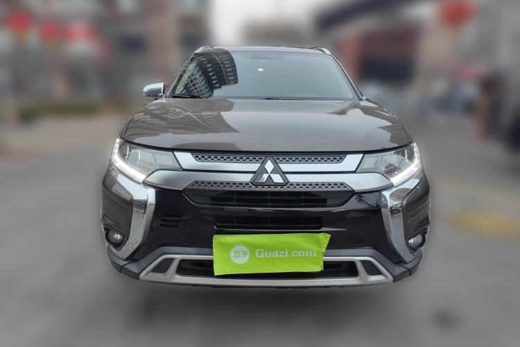 Used Mitsubishi Outlander 2019 2.4L 4x4 Zhi Xiang Edition 5 Seats China V Emission Standard Front