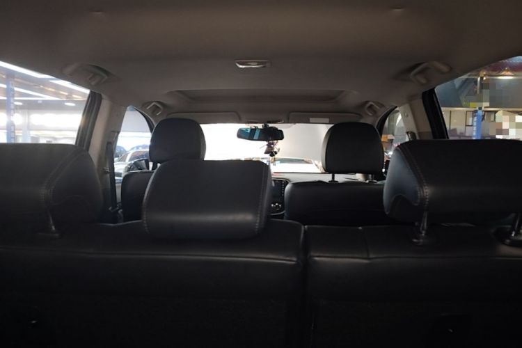 Used Mitsubishi Outlander 2019 2.0L Two-Wheel Drive Comfort Edition 7-Seater China VI Standard Headliner