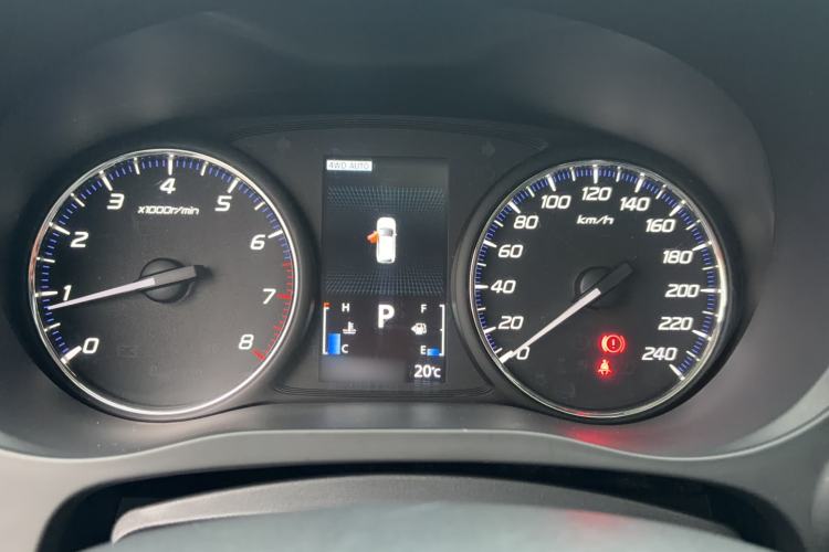 Used Mitsubishi Outlander 2019 2.4L 4x4 Zhi Xiang Edition 7 Seats China VI Standard Instrument Cluster