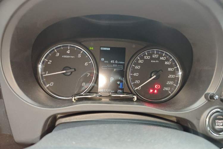 Used Mitsubishi Outlander 2019 2.4L 4x4 Zhi Xiang Edition 5 Seats China VI Standard Instrument Cluster