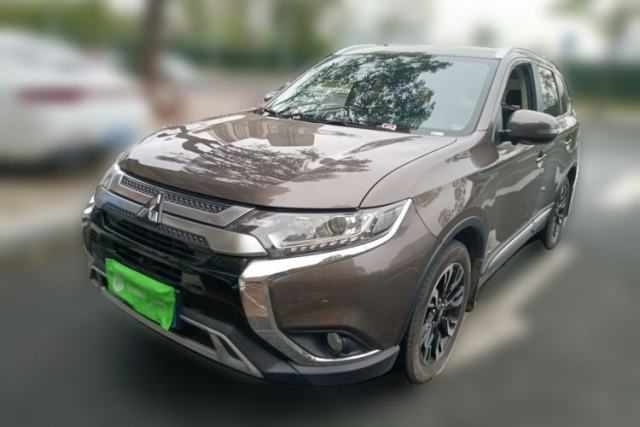 Used Mitsubishi Outlander 2019 2.0L Two-Wheel Drive Comfort Edition 5 Seats China VI Standard