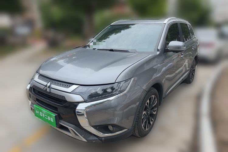 Used Mitsubishi Outlander 2019 2.4L 4x4 Zhi Xiang Edition 7 Seats China VI Standard Guazi used car, China used car export, Used car for sale, Used  cars, Cheapest cars for sale