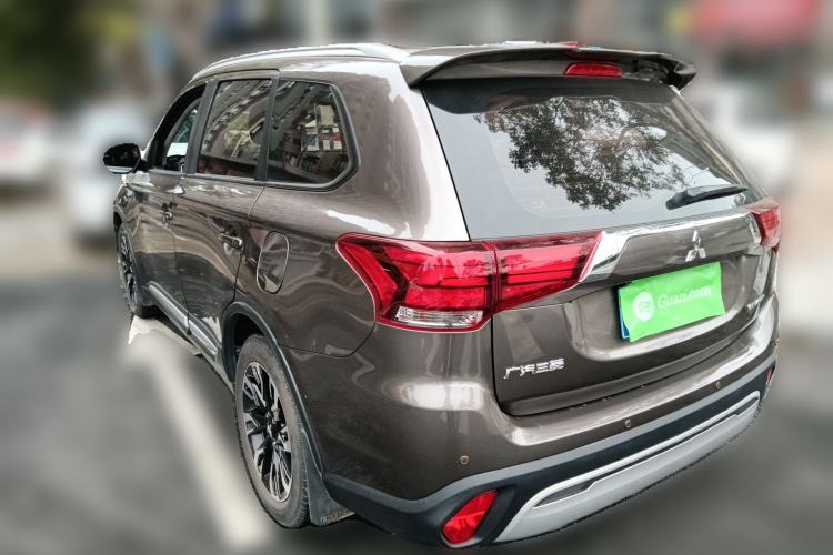 Used Mitsubishi Outlander 2019 2.0L Two-Wheel Drive Comfort Edition 5 Seats China VI Standard Rear Left 45 Deg