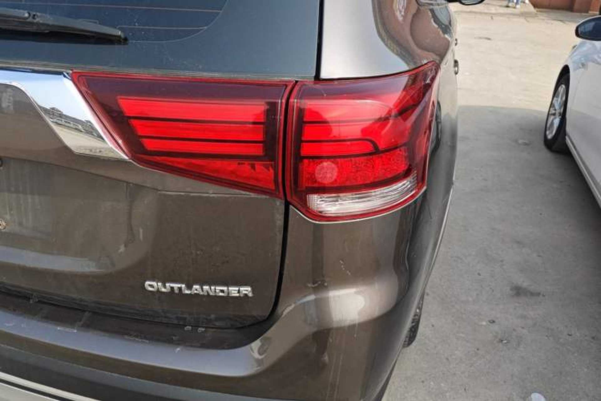 Used Mitsubishi Outlander 2019 2.0L Two-Wheel Drive Comfort Edition 5 Seats China V Standard Right Rear Taillight