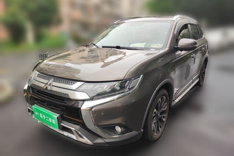 Used Mitsubishi Outlander 2019 2.4L 4x4 Zhi Xiang Edition 5 Seats China VI Standard Guazi used car, China used car export, Used car for sale, Used cars, Cheapest cars for sale