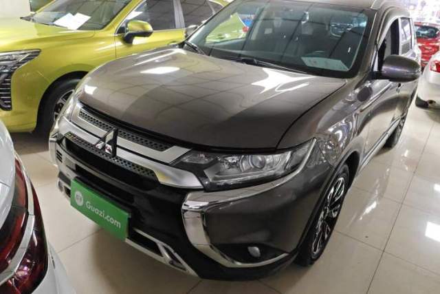 Used Mitsubishi Outlander 2019 2.0L Two-Wheel Drive Comfort Edition 5 Seats China VI Standard