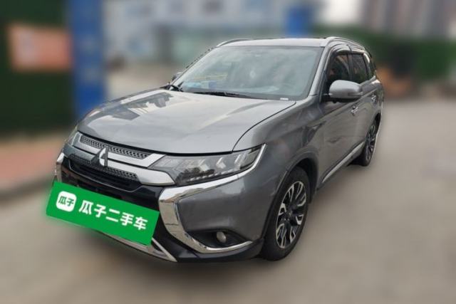 Used Mitsubishi Outlander 2019 2.4L 4x4 Zhi Xiang Edition 5 Seats China VI Standard
