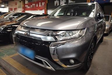 Used Mitsubishi Outlander 2019 2.0L Two-Wheel Drive Comfort Edition 7-Seater China VI Standard