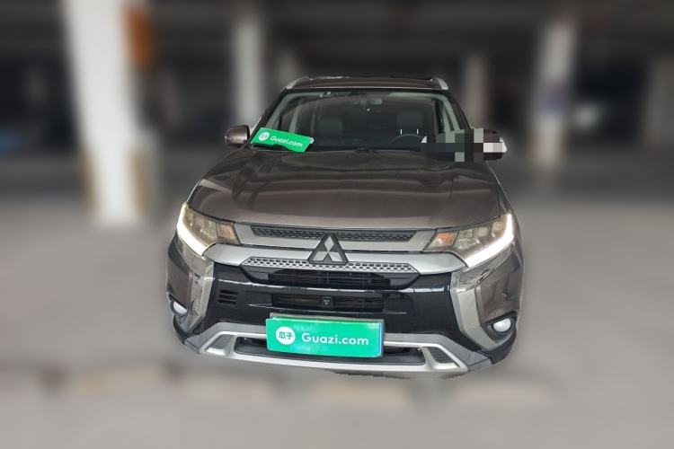 Used Mitsubishi Outlander 2019 2.4L 4x4 Zhi Xiang Edition 5 Seats China VI Standard Front